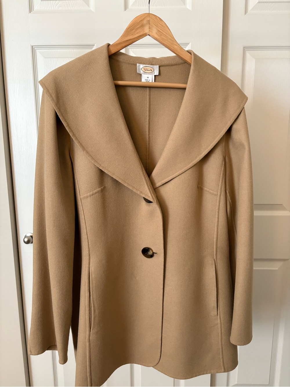 Talbots Camel 100% Pure Wool Portrait Collar Coat Jacket - NWT - Size 18